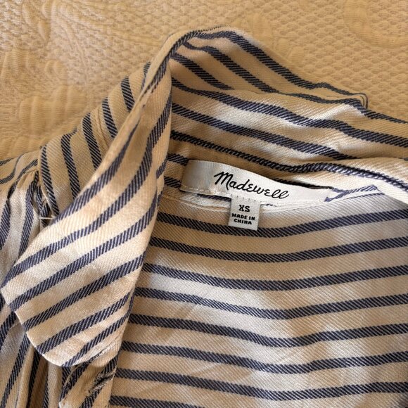 Madewell Grey and White Striped Button Down Shirt XS - Picture 2 of 8